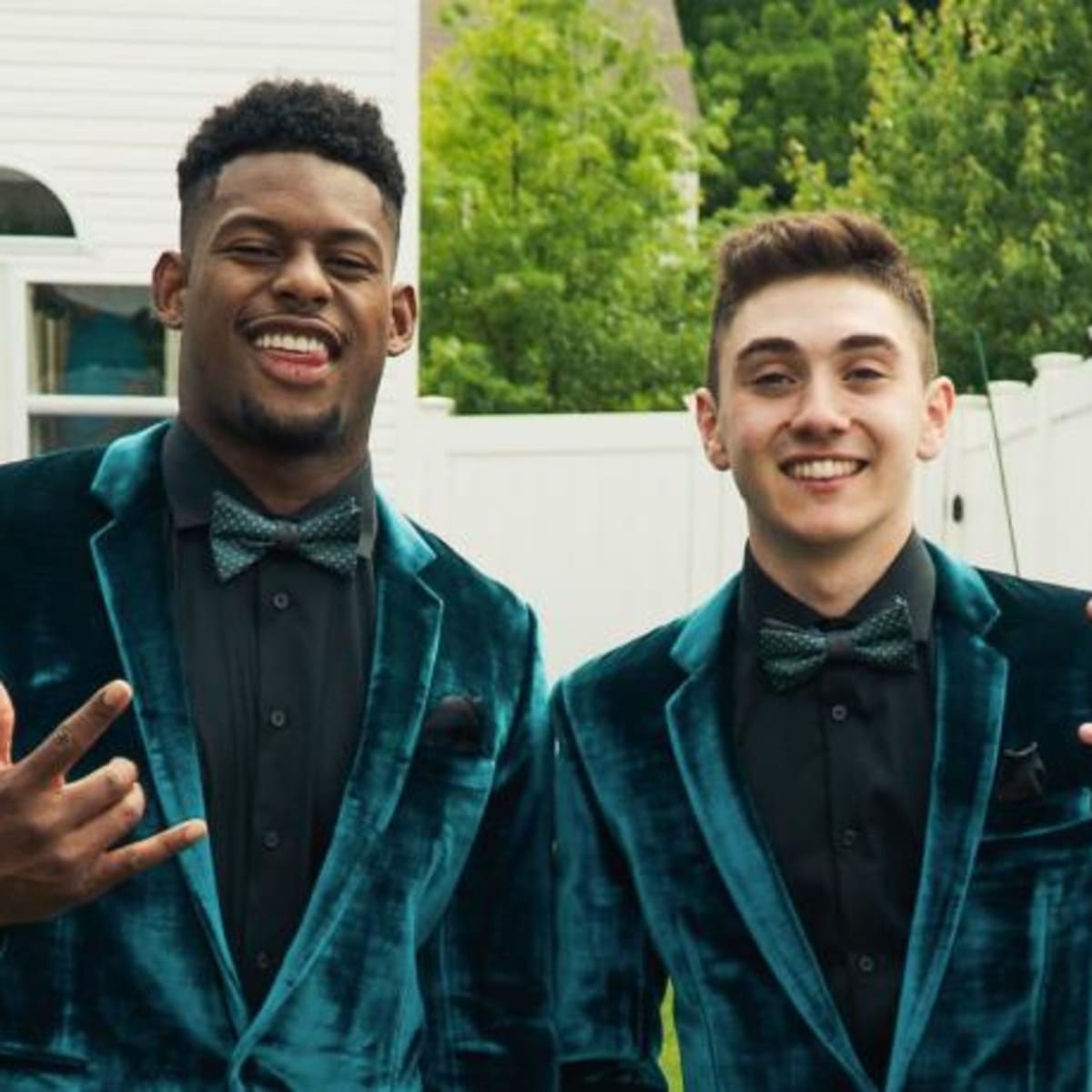 Pittsburgh Steelers' JuJu Smith-Schuster Took a Teenage Fan to Prom