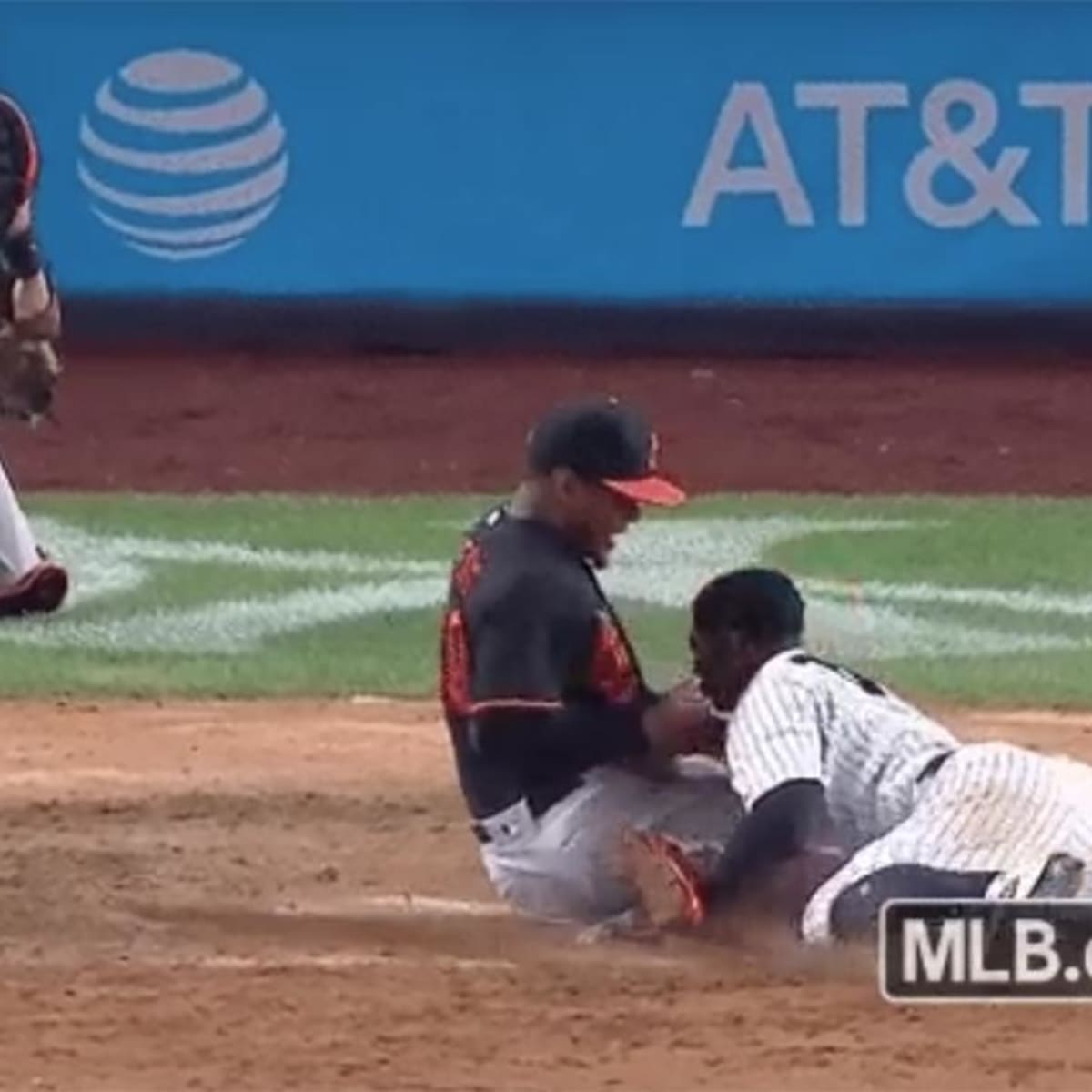 New York Yankees' Didi Gregorius dealing with a epic slide