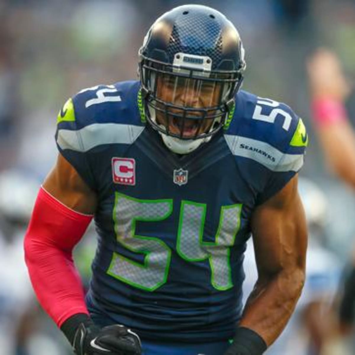 Bobby Wagner Responds to Recruitment From Raiders Player