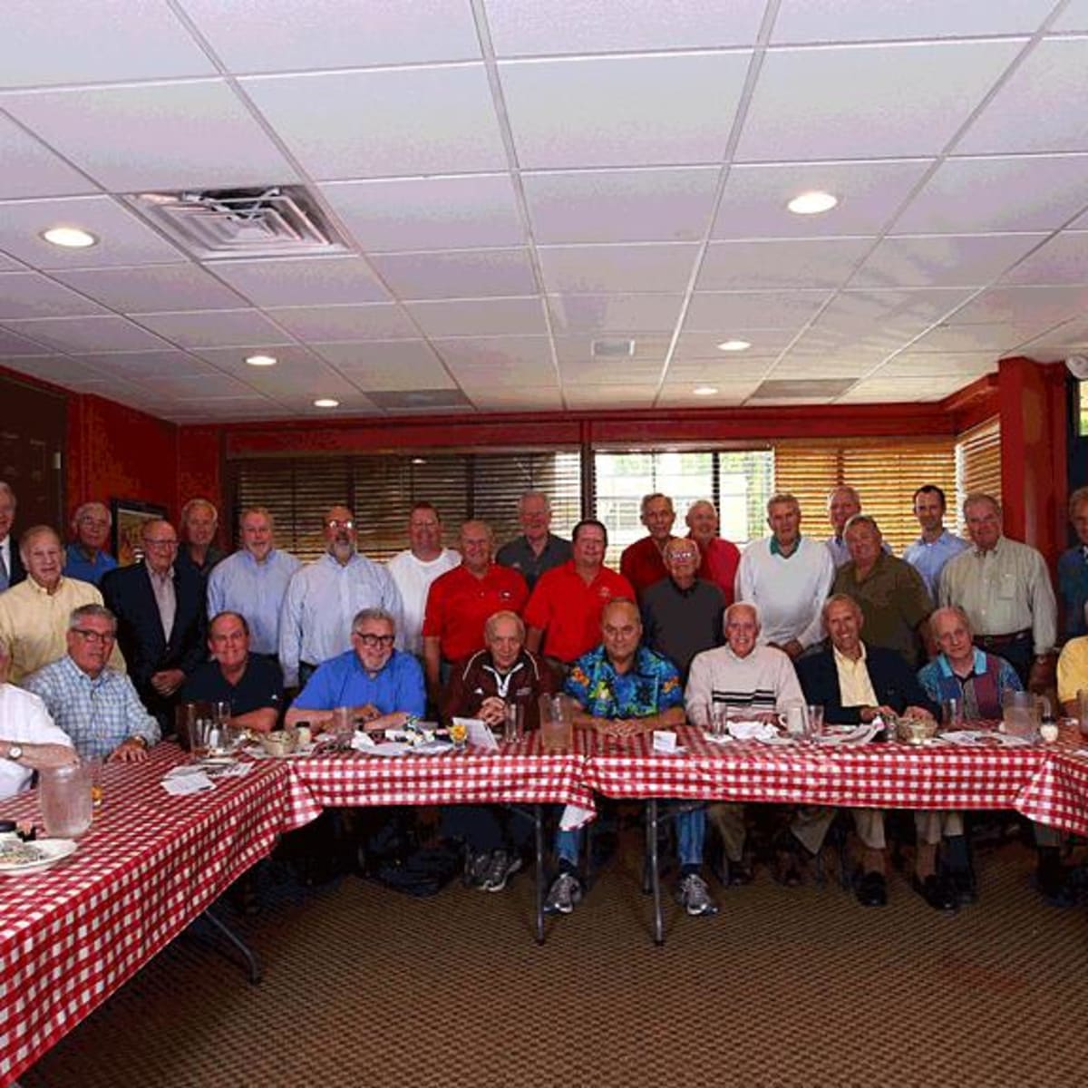 St. Louis Alumni Chapter: Cardinals vs. Cubs Tailgate & Baseball Game  06_27_15 - Truman State University