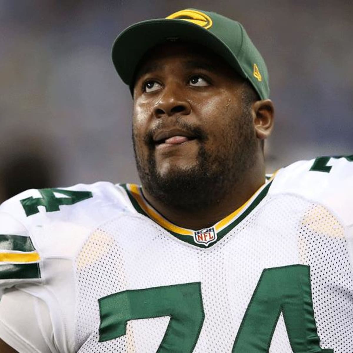 NFL Free Agency: New York Giants sign tackle Marshall Newhouse