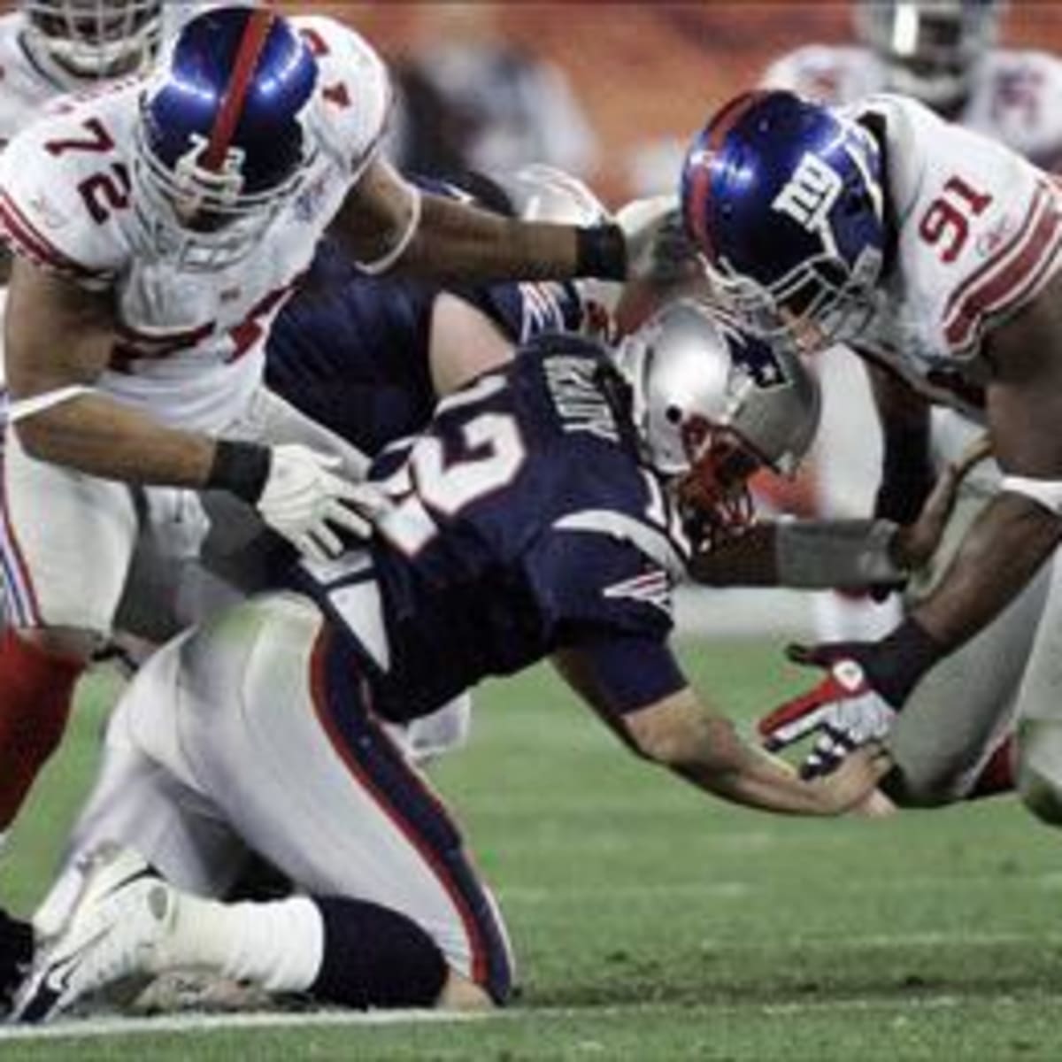 Hamstring makes Giants' Burress questionable - Sports Illustrated