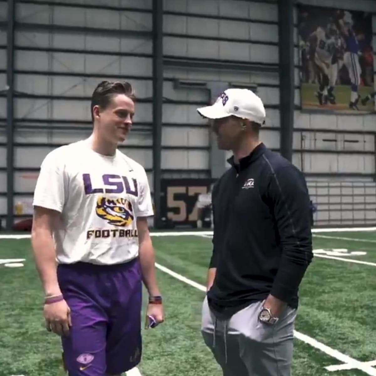 Joe Burrow, Drew Brees swap jerseys before CFB National Championship