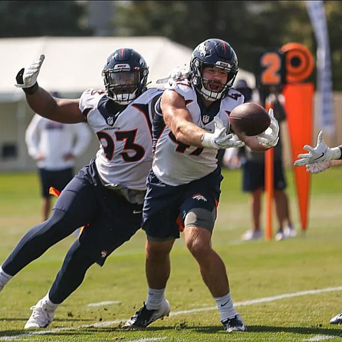 Denver Broncos: Josey Jewell expects 'pretty dang good' pass rush