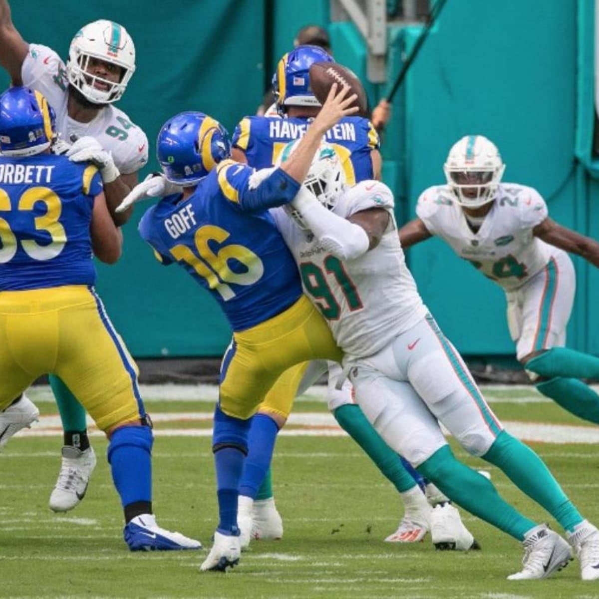 Andrew Van Ginkel Earns Player of the Game Honors in Dolphins' Win