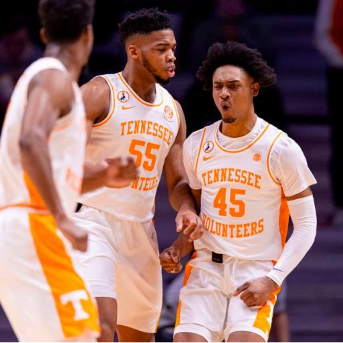 Nichols 12th Ranked Tennessee Basketball Gives Fans A Breath Of Fresh Air In Season Opening Win Over Colorado Sports Illustrated Tennessee Volunteers News Analysis And More