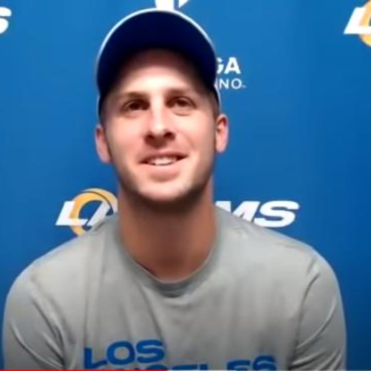 Plaschke: Rams quarterback Jared Goff plays past pain, doubt - Los