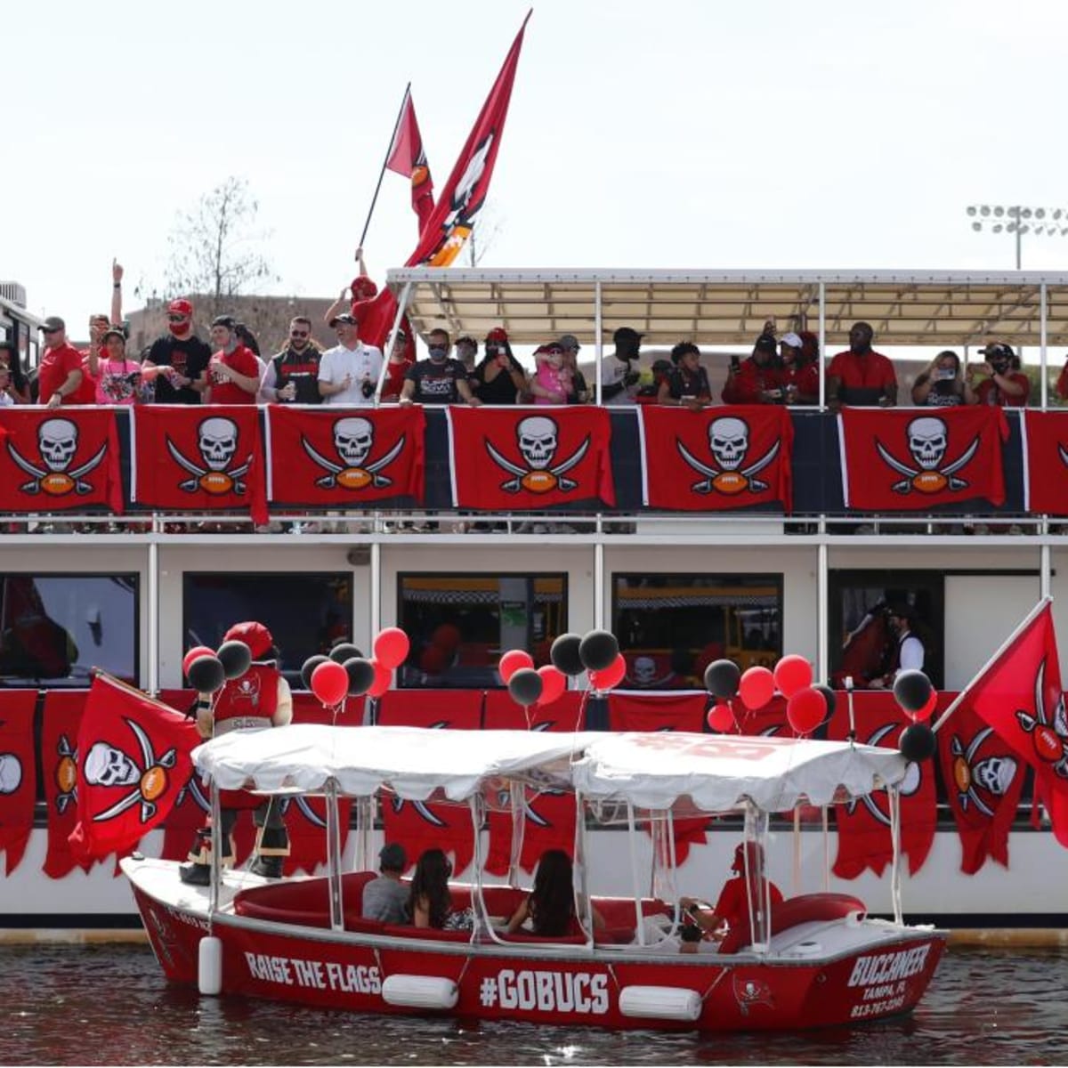 Boat parade for Super Bowl champion Buccaneers