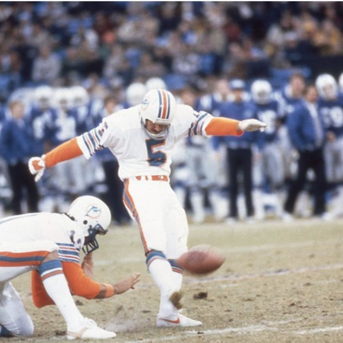 Phiniversary: Uwe von Schamann's late kick lifts Miami Dolphins past Jets