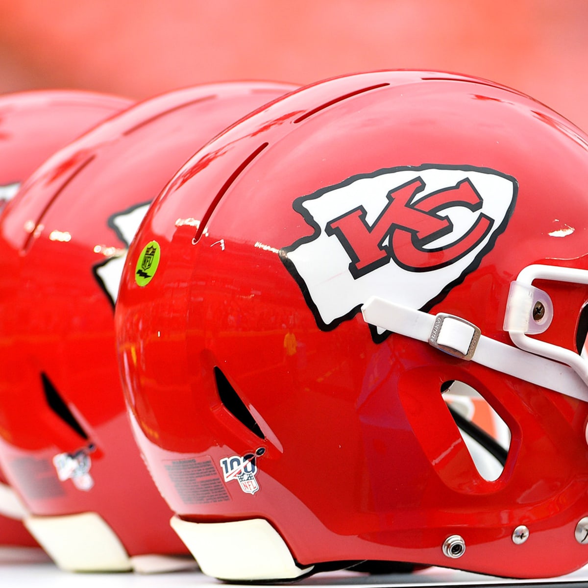 Chiefs 2022 Schedule Released: Kansas City's 17 Opponents, Game Dates -  Sports Illustrated