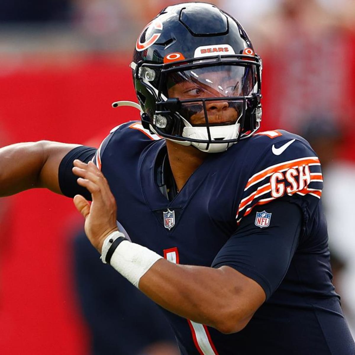 Fantasy Football Week 8 Analysis: Has the Justin Fields breakout finally  arrived?