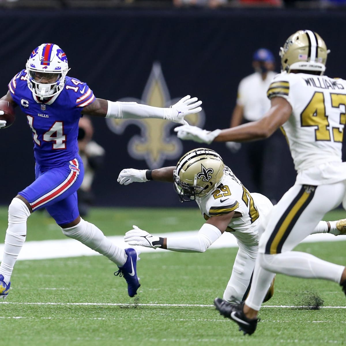 Getting his Stefon: Diggs scores three touchdowns in Bills' rout