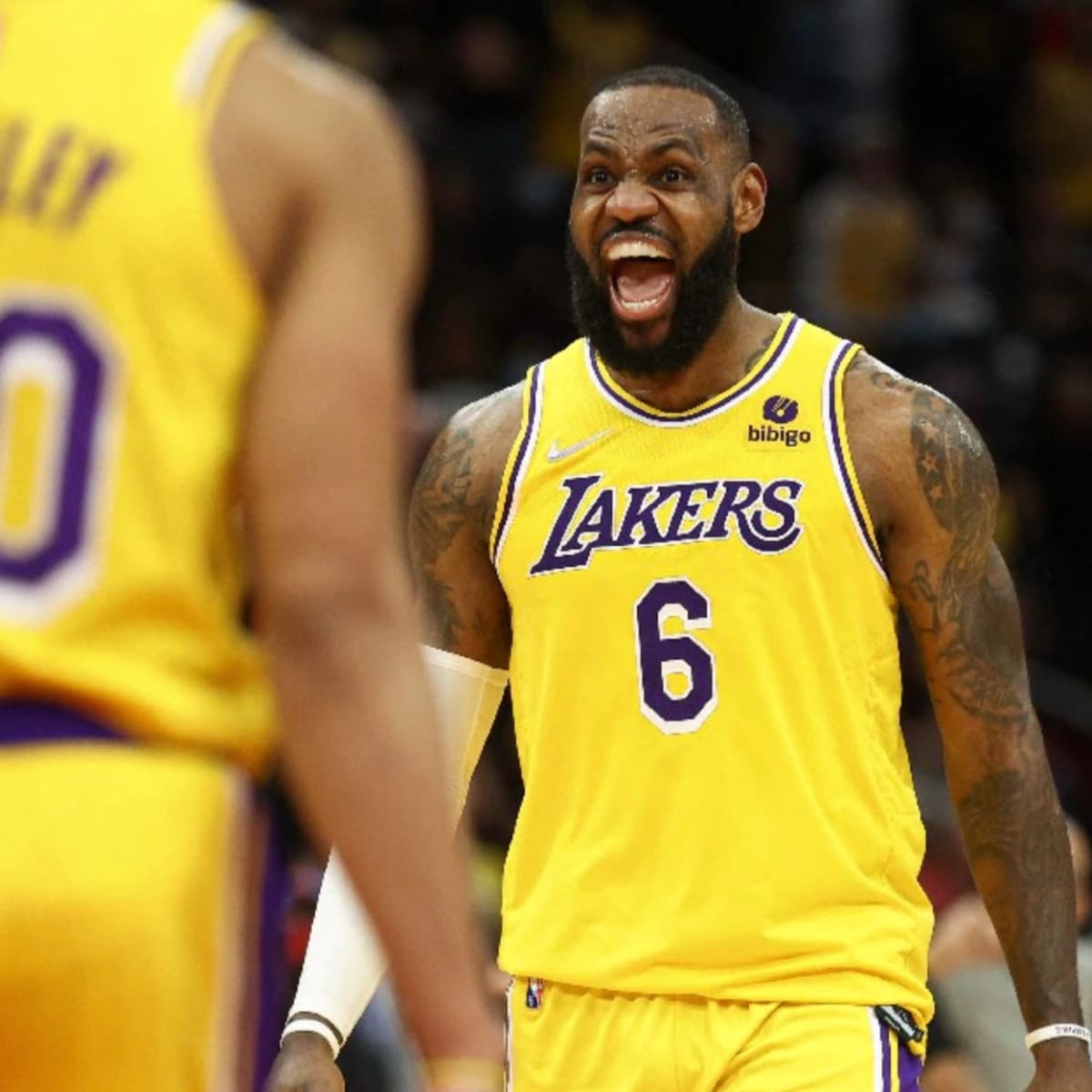 LeBron James' 1st Game-Worn Lakers No. 6 Jersey to be Sold at Auction, News, Scores, Highlights, Stats, and Rumors