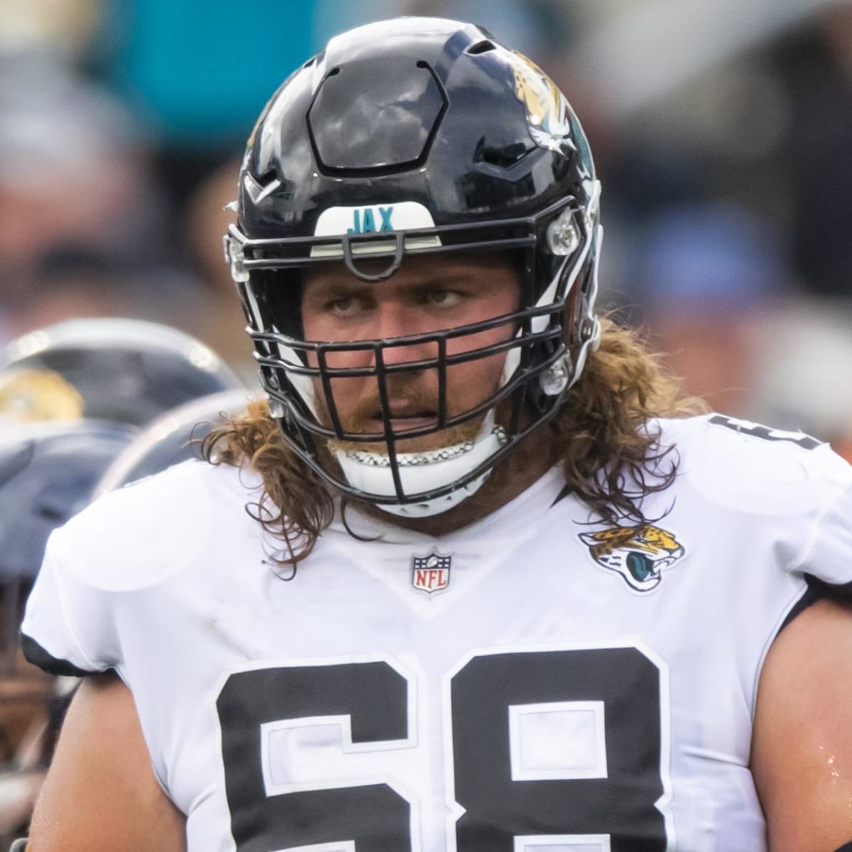 Andrew Norwell, free-agent guard, signs with Washington Commanders