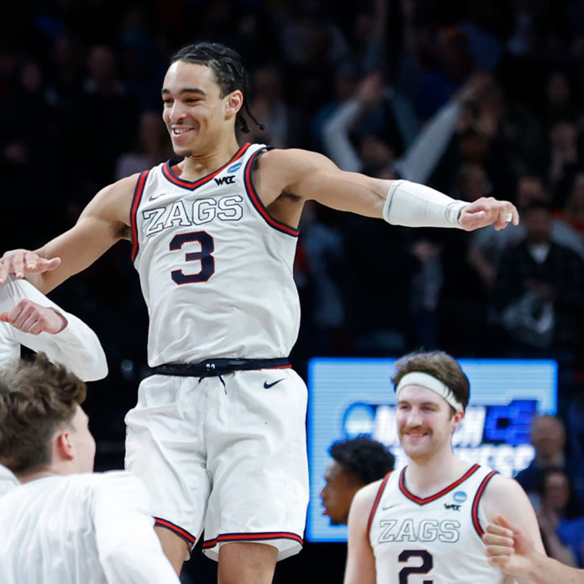 Las Vegas releases opening line, odds for Kansas vs. Providence Sweet 16  matchup - On3