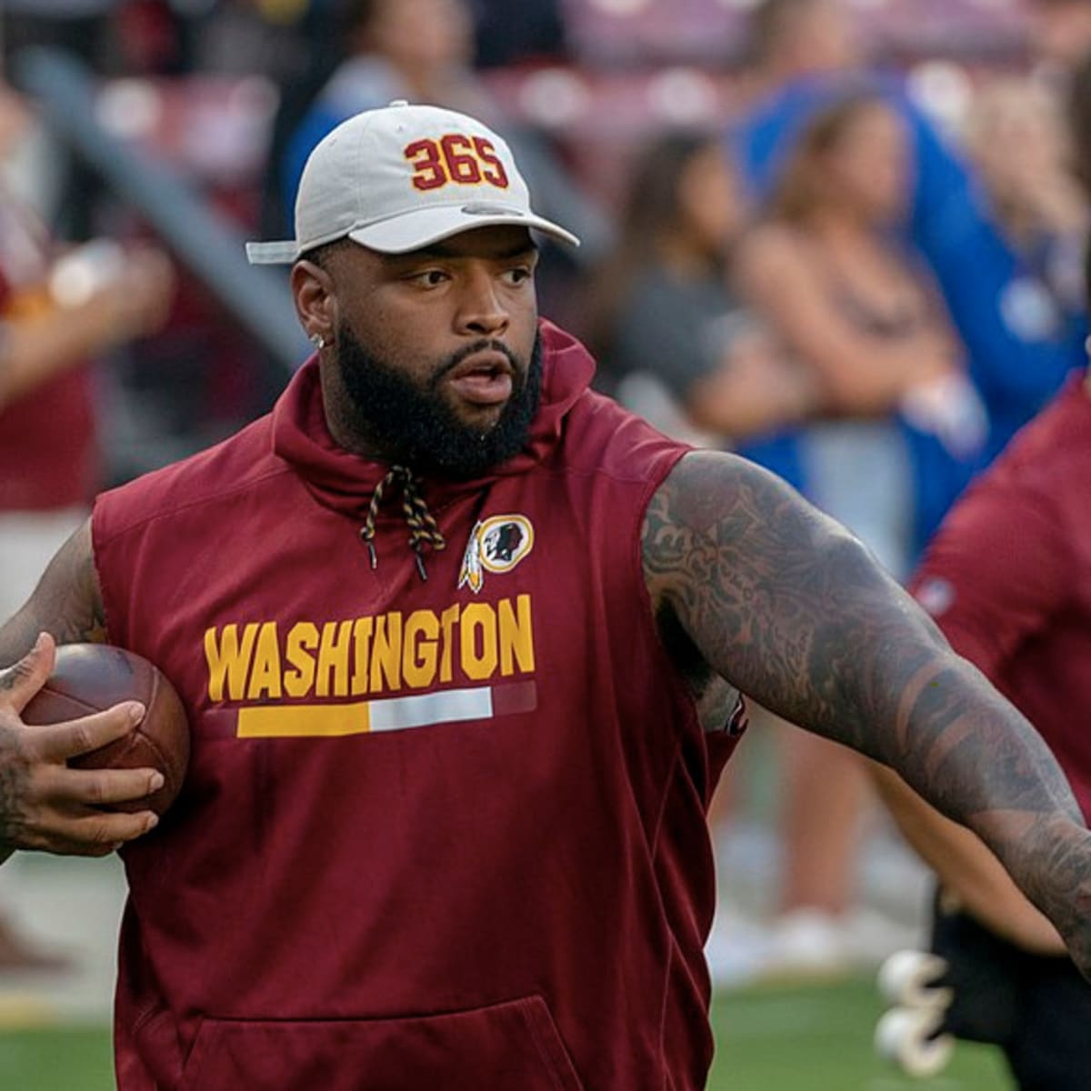 Report: 'Things are awful' between Trent Williams, Redskins