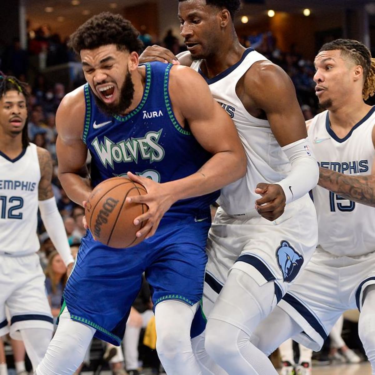 Karl-Anthony Towns 29 Points & 13 Rebounds Versus Cleveland