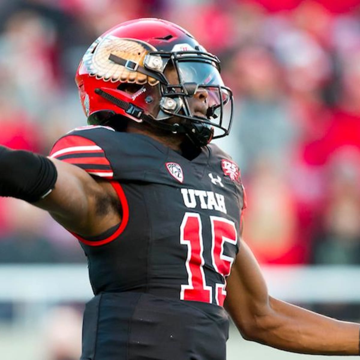 Gray Utah football uniforms honor USS Salt Lake City in game