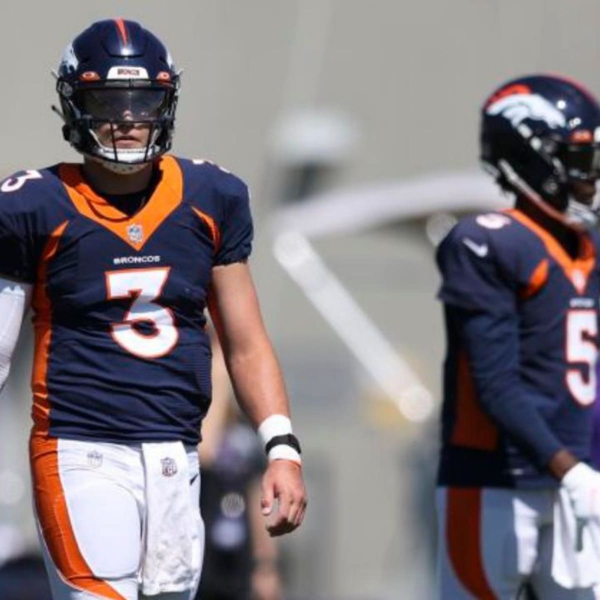 Denver Broncos 23, Minnesota Vikings 13: Five Game Balls - Sports  Illustrated Mile High Huddle: Denver Broncos News, Analysis and More