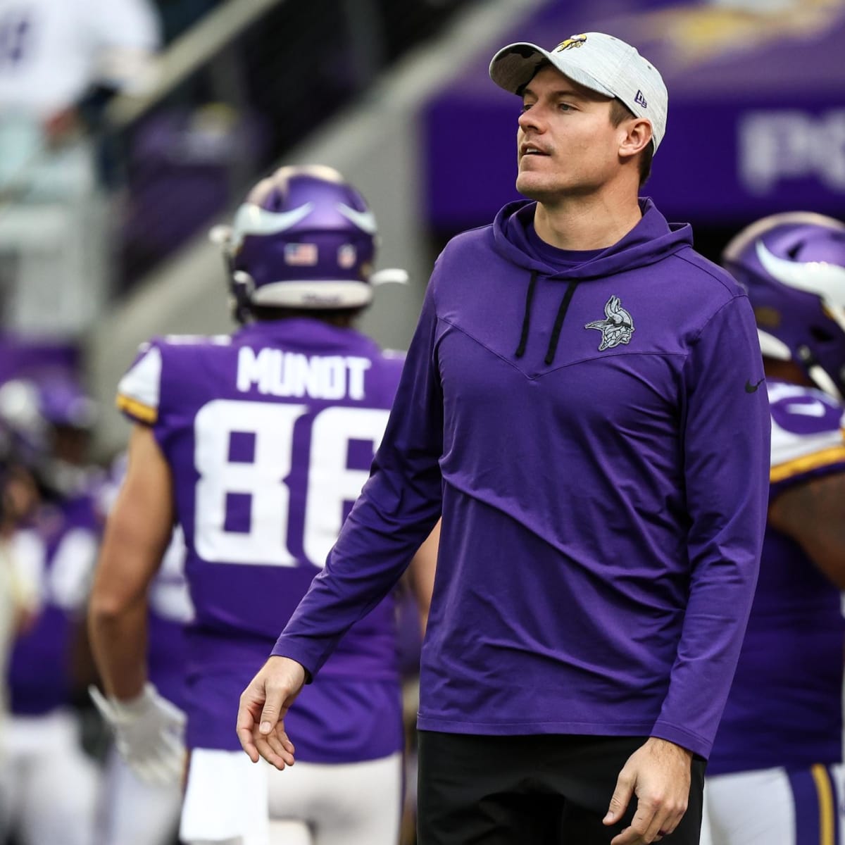 Barstool calls Vikings 'frauds,' worst 10-2 team ever - Sports