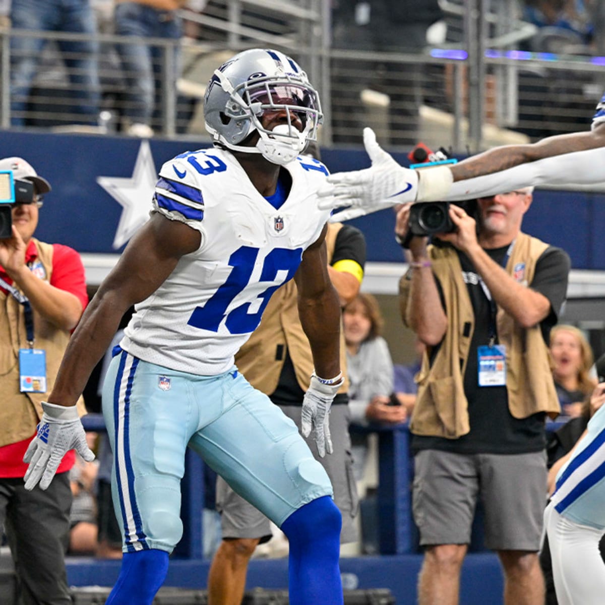 NFL Week 18 Odds & Lines: Dallas Cowboys Vs. Washington Commanders