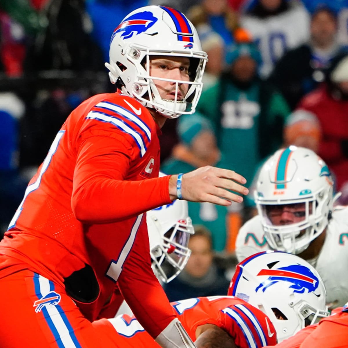 Buffalo Bills vs Tennessee Titans: Monday Night Football preview, picks,  prop bets, more