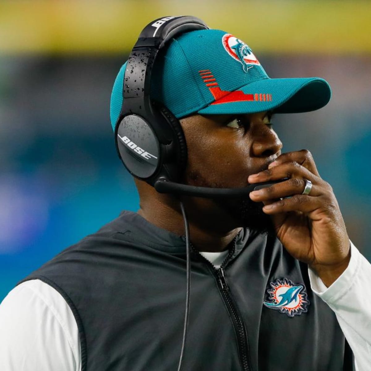 Brian Flores Taking Minnesota Vikings DC Job; Out of Arizona Cardinals  Running - Sports Illustrated Arizona Cardinals News, Analysis and More