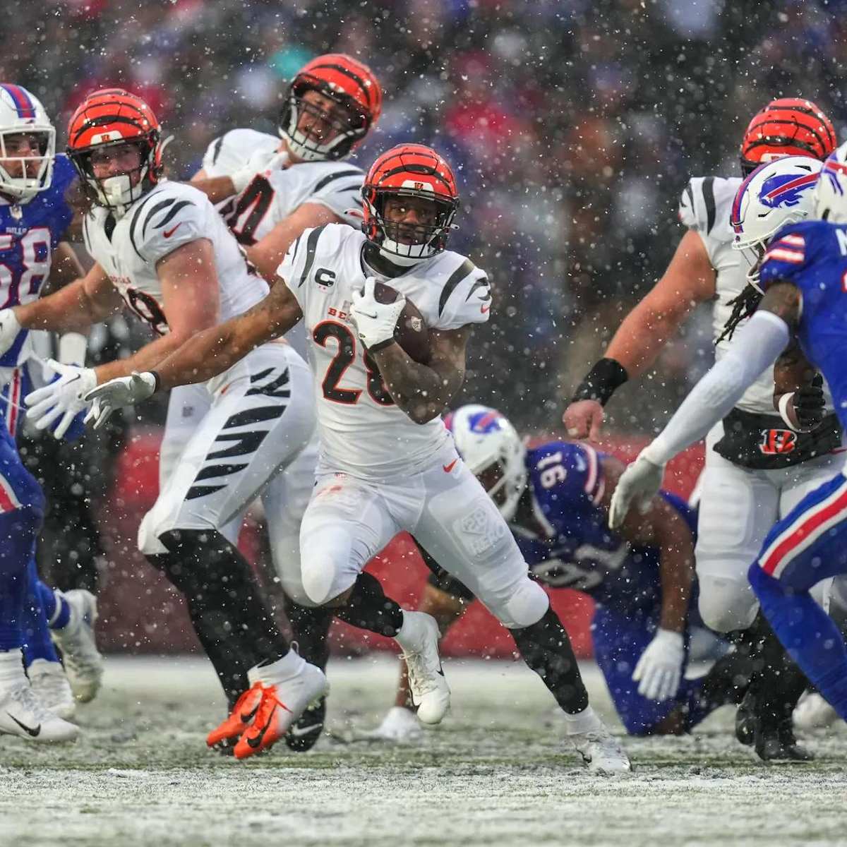 Joe Burrow Leads Cincinnati Bengals Past Buffalo Bills 27-10, Advance to  AFC Championship Game - Sports Illustrated Cincinnati Bengals News,  Analysis and More