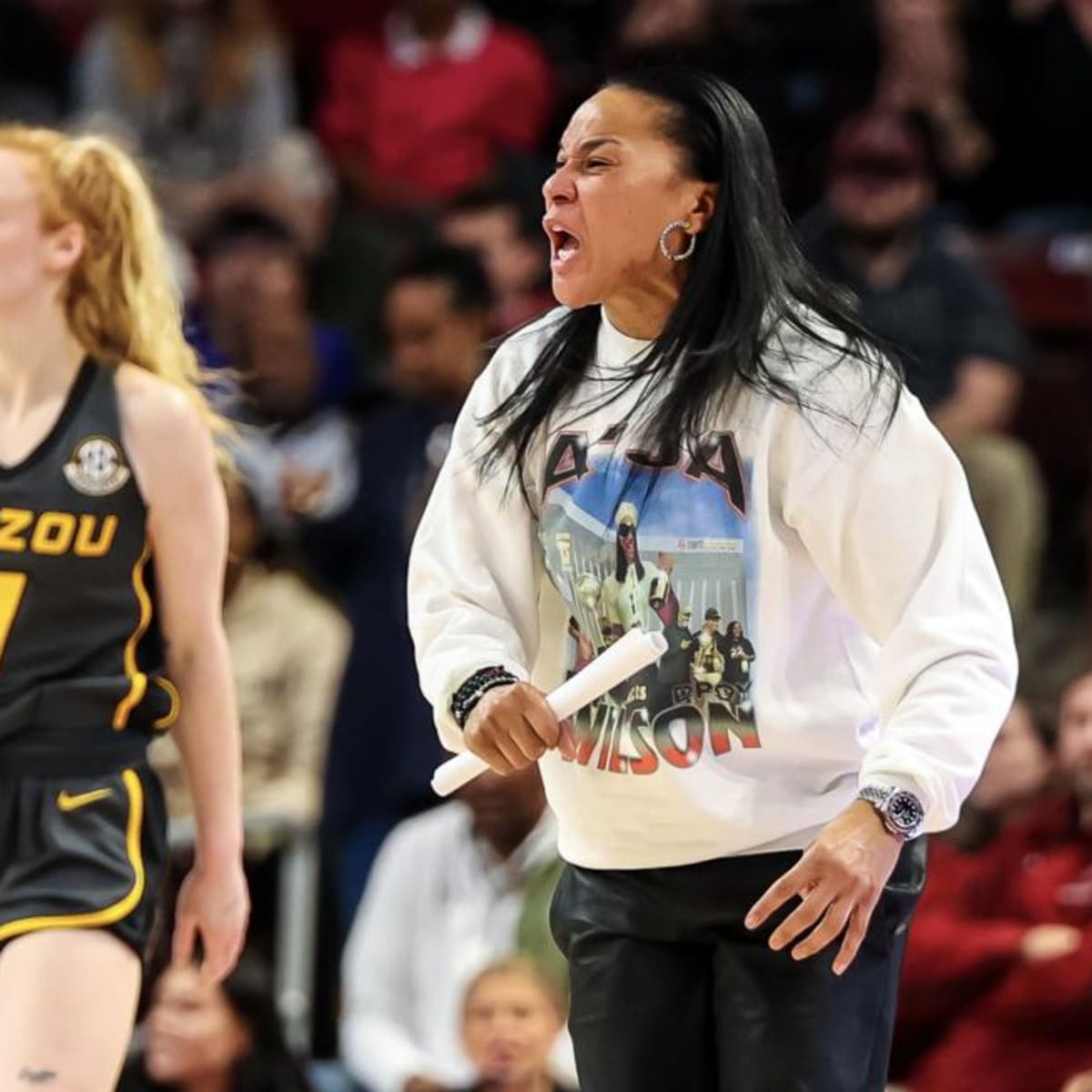 Dawn Staley calls out Geno Auriemma, UConn after criticism following win:  'I'm sick of it