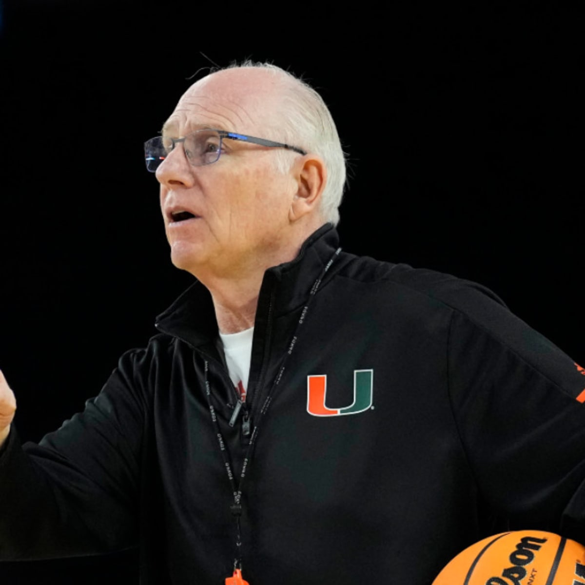 Jim Larrañaga building one of the top recruiting classes in