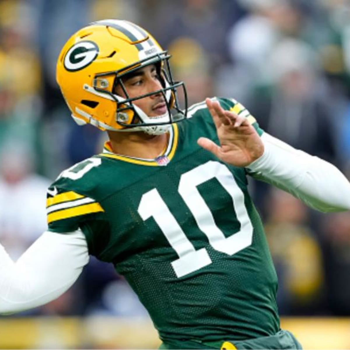 Las Vegas sportsbooks pull Packers' odds after source says Aaron