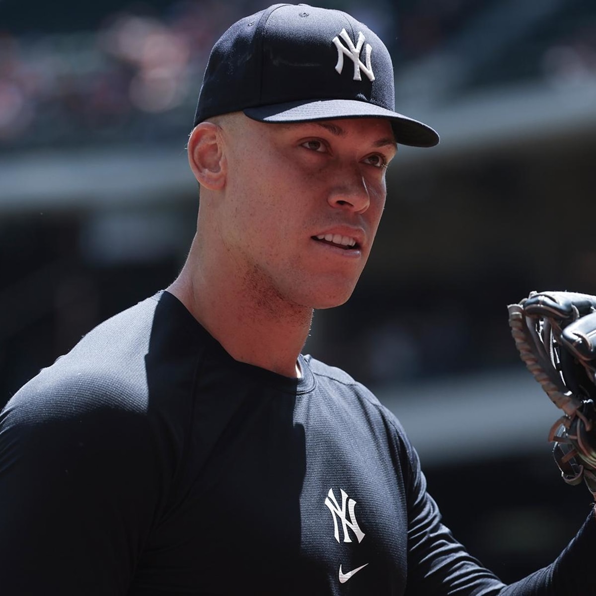 Aaron Judge promises fan he'll hit home run, obviously hits home