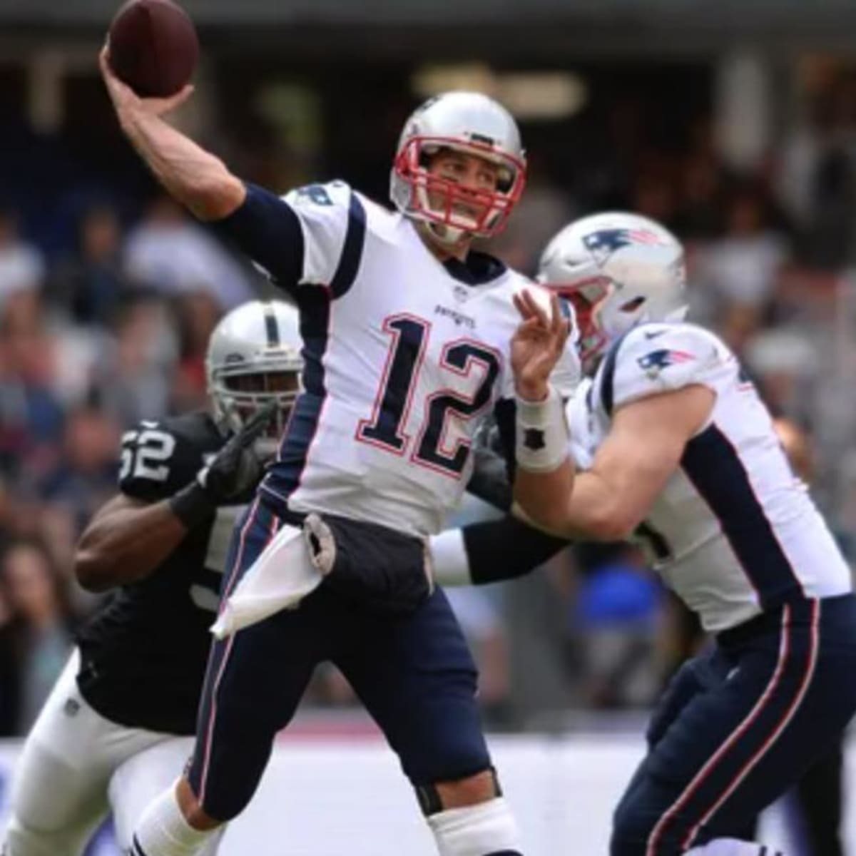 Legend Brady bidding to complete the set on first return to New England