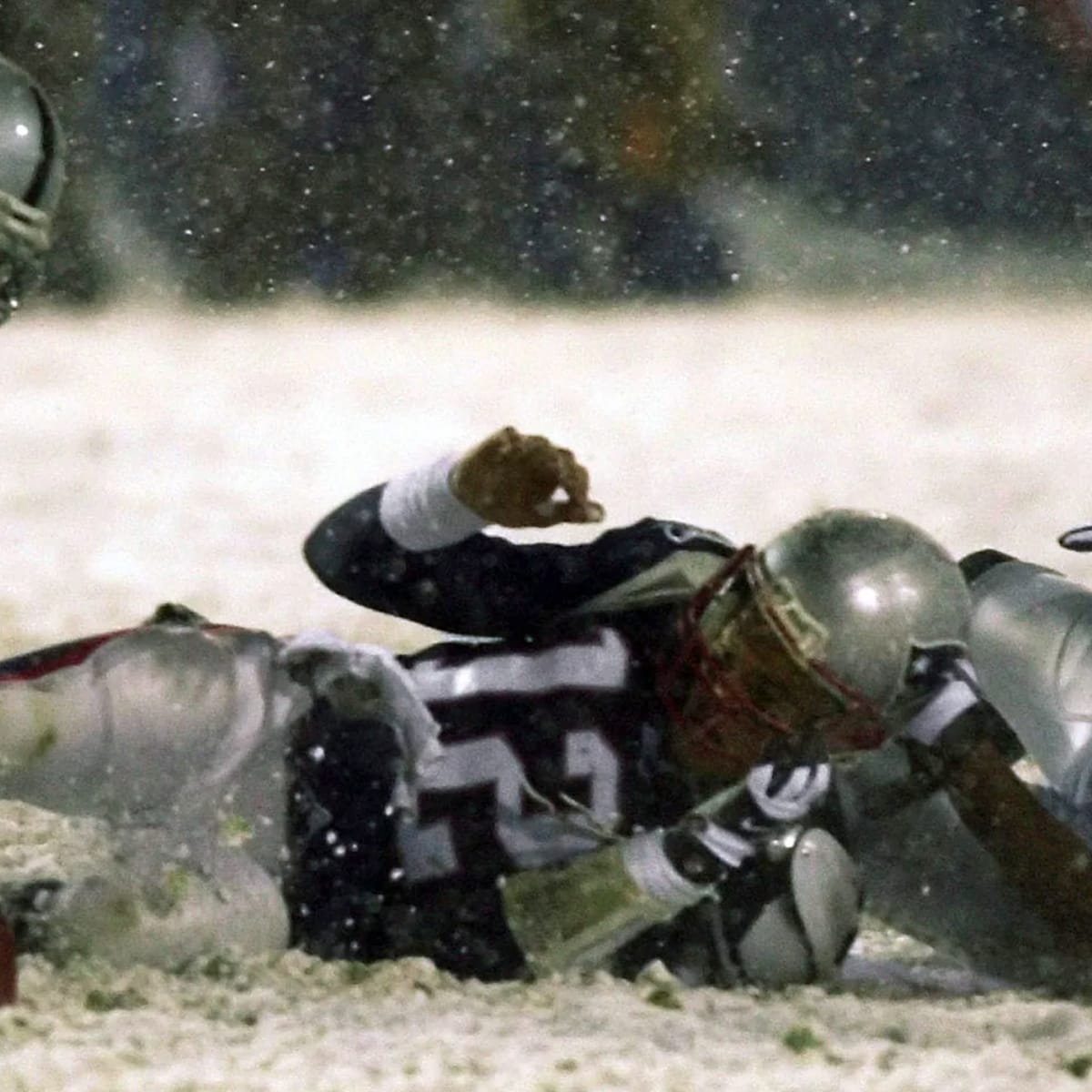 Analyzing Patriots' Tuck Rule Game Win Over Raiders - video Dailymotion