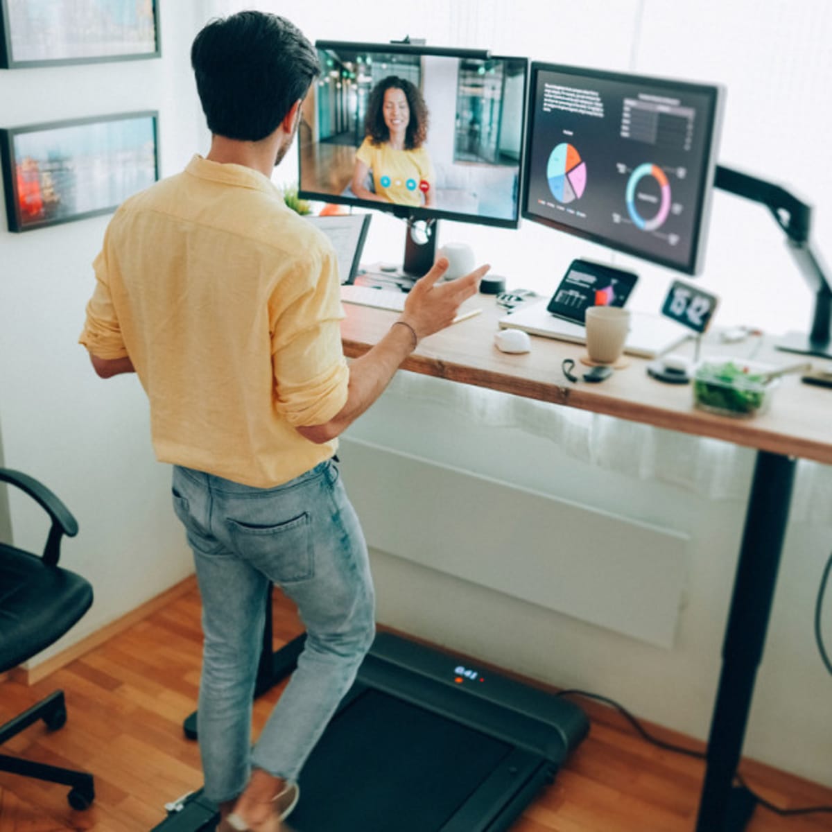 Top 6 Exercise and Standing Desks to Get You in Shape While You Work