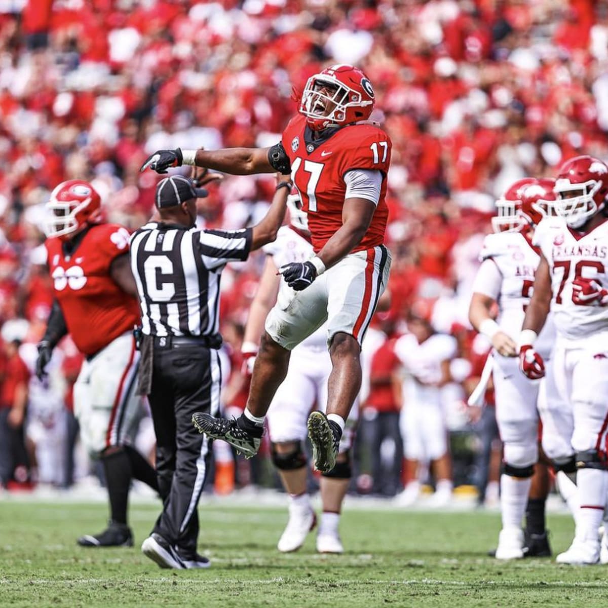 Brooks and Didinger LOVE the Eagles 3rd-round pick in the NFL Draft:  Georgia linebacker Nakobe Dean 