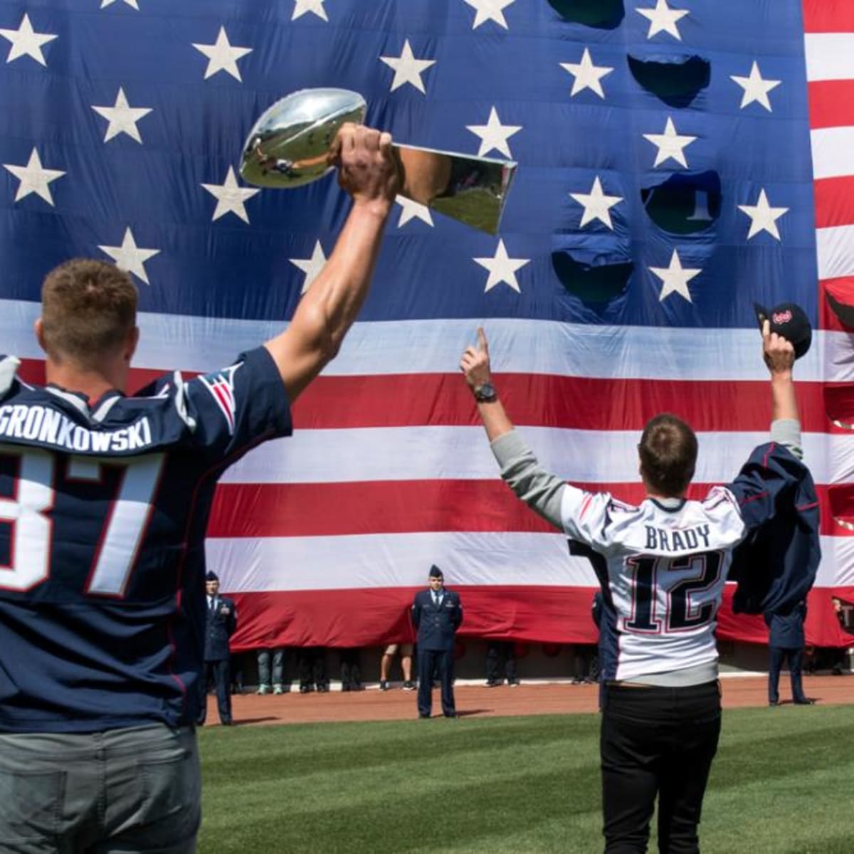 Thank You Tom Brady Super Bowl Champion 22 Seasons in the NFL shirt, hoodie,  sweater and long sleeve