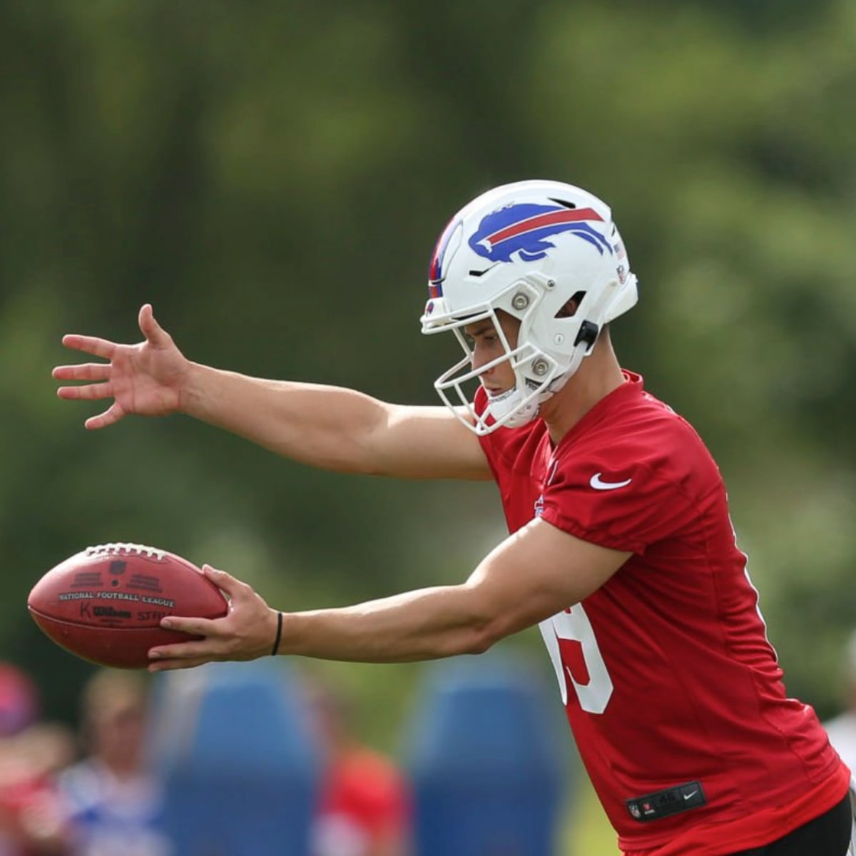 Someone get me a table': The Punt God reacts to joining Buffalo Bills 