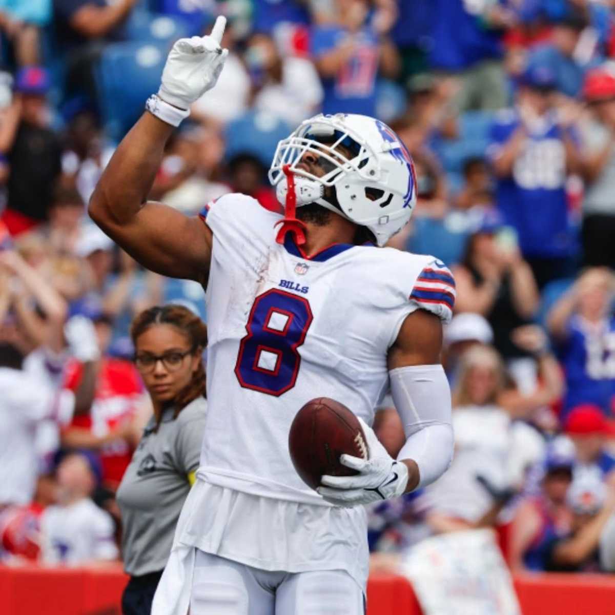 Bills' Quintin Morris beats out O.J. Howard, finally gets name