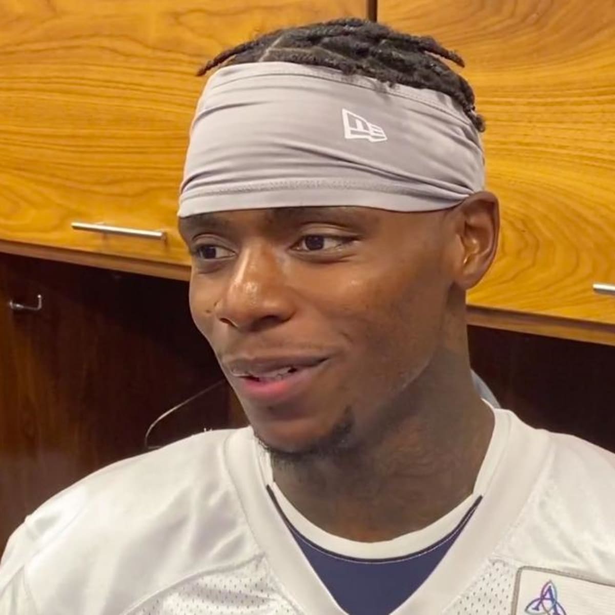 Titans promote Josh Gordon from practice squad to face Bills