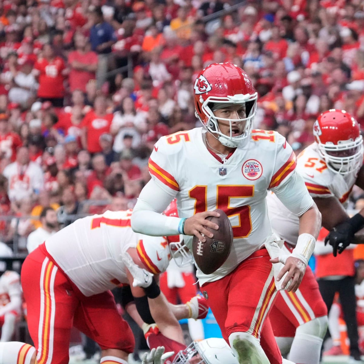 Chiefs QB Patrick Mahomes gets into heated argument with OC Eric Bieniemy