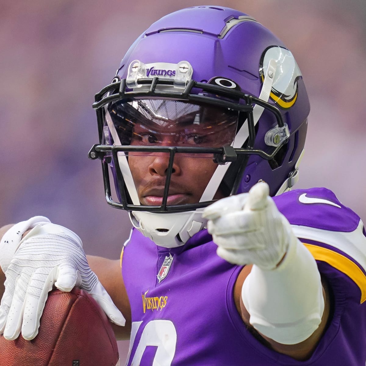 Justin Jefferson Takes Shot at Eagles: 'Definitely' Happy to Be with  Vikings, News, Scores, Highlights, Stats, and Rumors