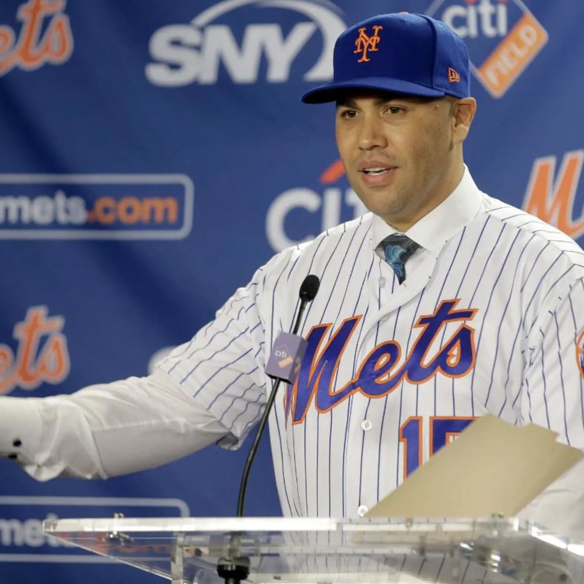 MLB Insider: New York Mets to 'Strongly Consider' Bringing Carlos