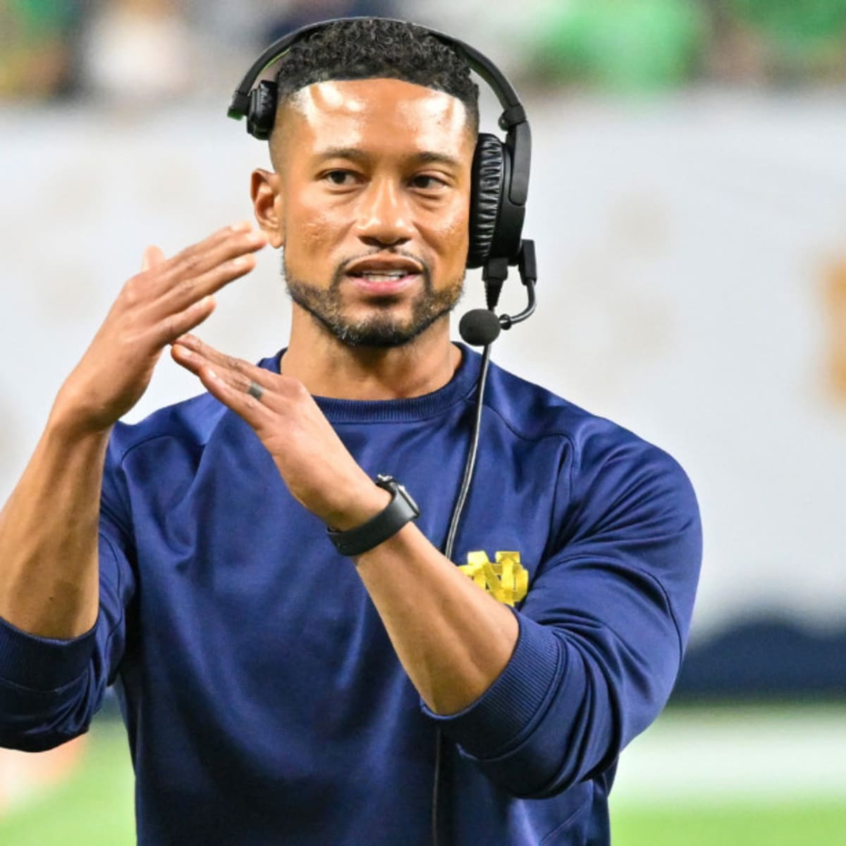 Wide Receiver Jerome Bettis Jr. Heading Back To Notre Dame - Sports  Illustrated Notre Dame Fighting Irish News, Analysis and More