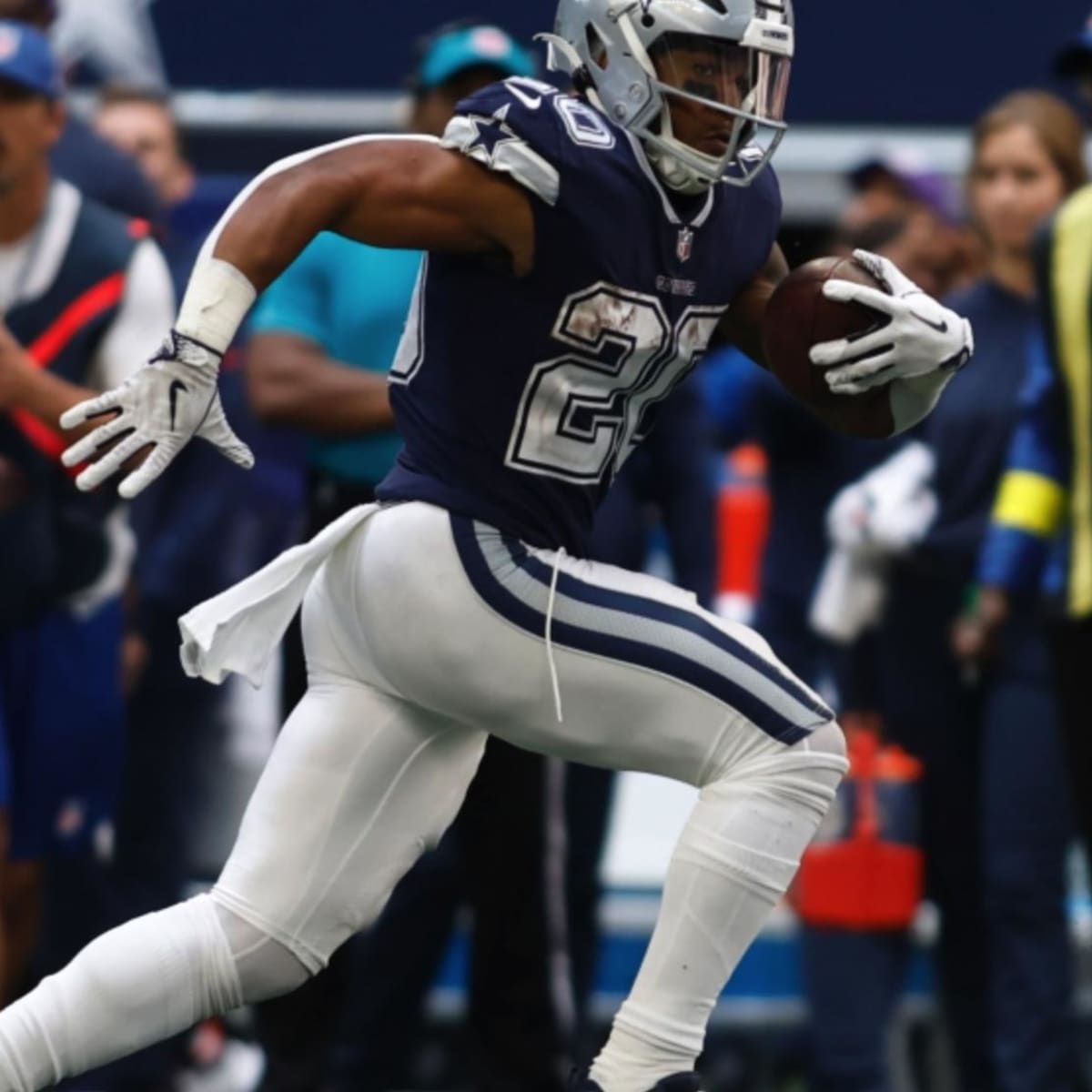 Dallas Cowboys Carve Up Chicago Bears, 49-29, Behind Dak Prescott