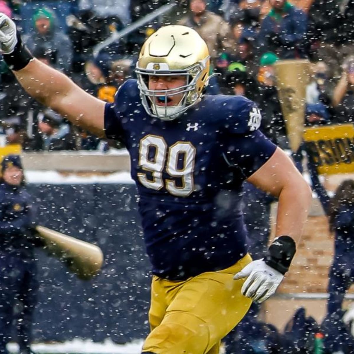 This Guy Plays Notre Dame Football #68: Mike McGlinchey - One Foot Down