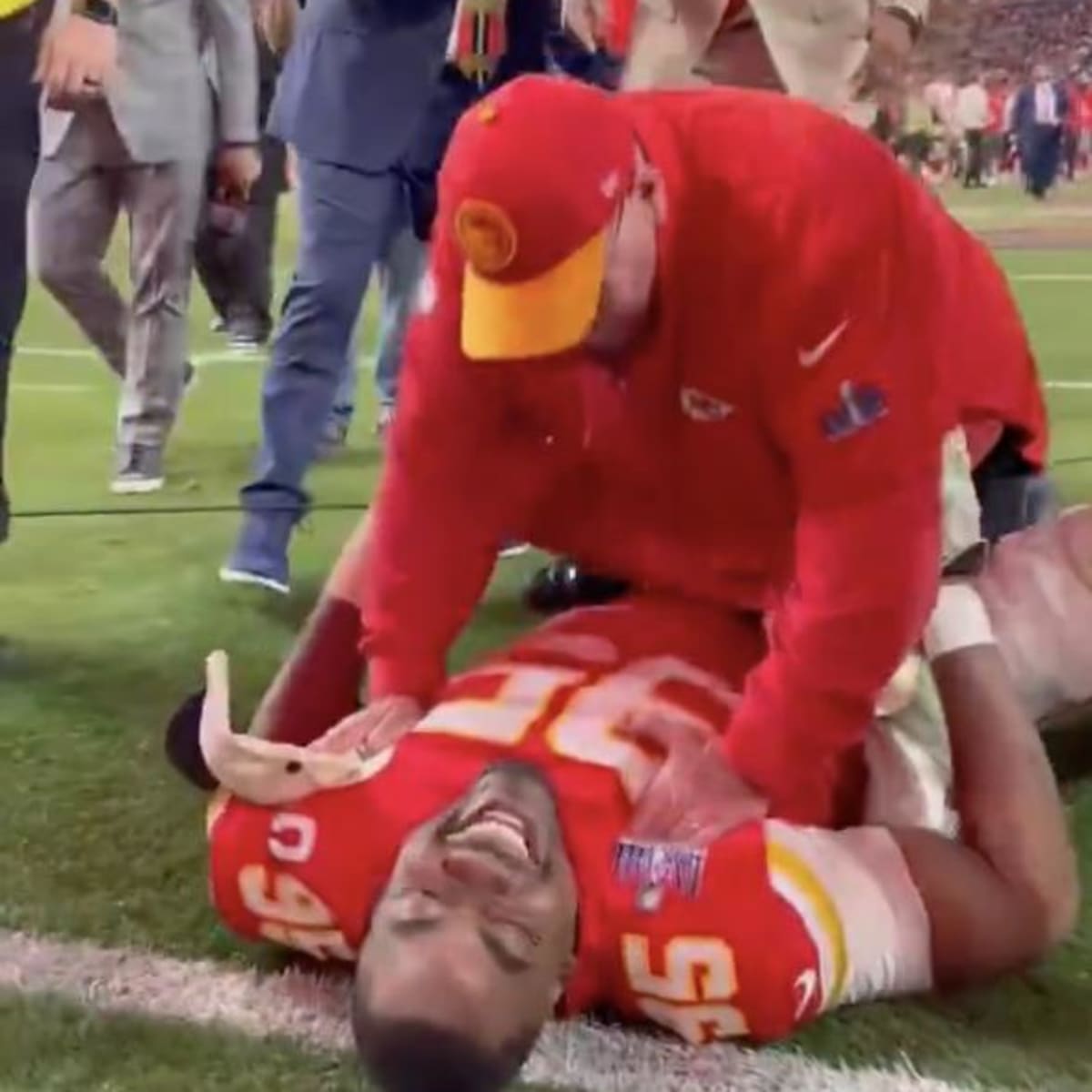 Andy Reid, Chris Jones Shared Heartwarming Moment On Field After Chiefs'  Super Bowl Win - Sports Illustrated