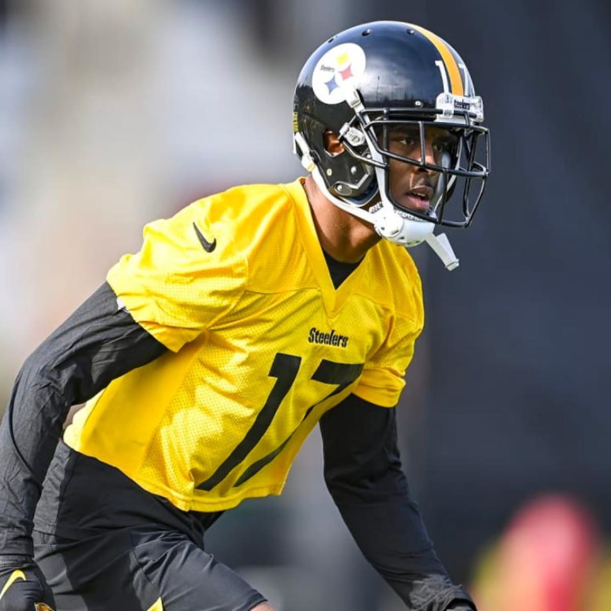 Steelers trade Chase Claypool to Bears, add CB William Jackson