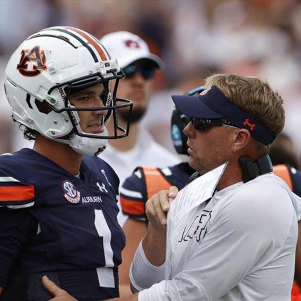 Aaron Rodgers forced to wear Auburn jersey after Cal loss to Tigers