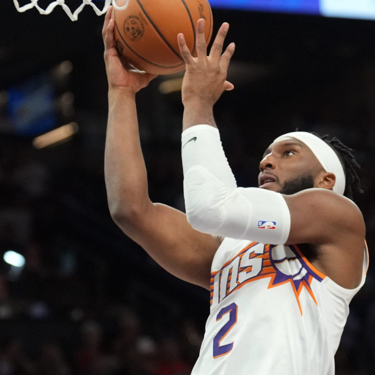 Phoenix Suns fighting to avoid play-in, face 76ers, Hawks in back